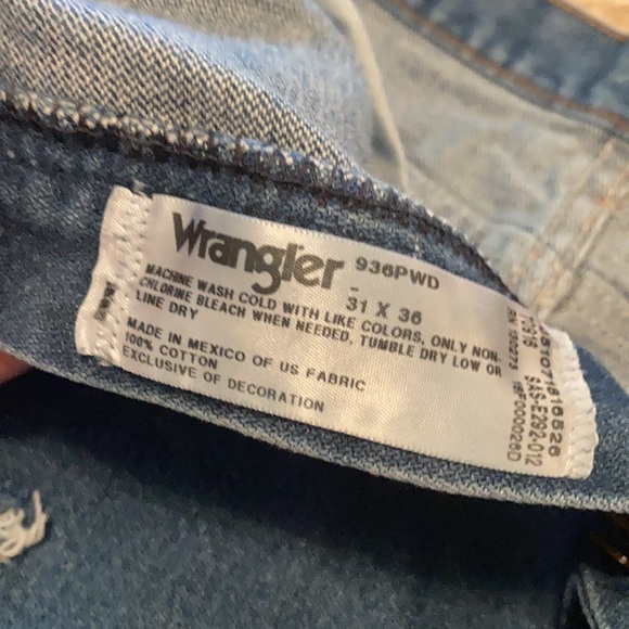 Vintage Wrangler Cut Off Jean Shorts Size 31 - Picture 3 of 3